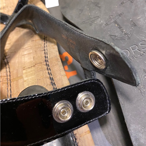 Michael Kors Black Patent Leather Sandals - Picture 6 of 6